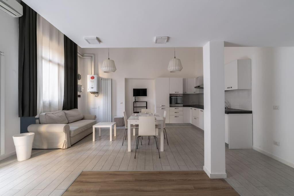 Spazioso Loft: Coldilana14 Милано Екстериор снимка