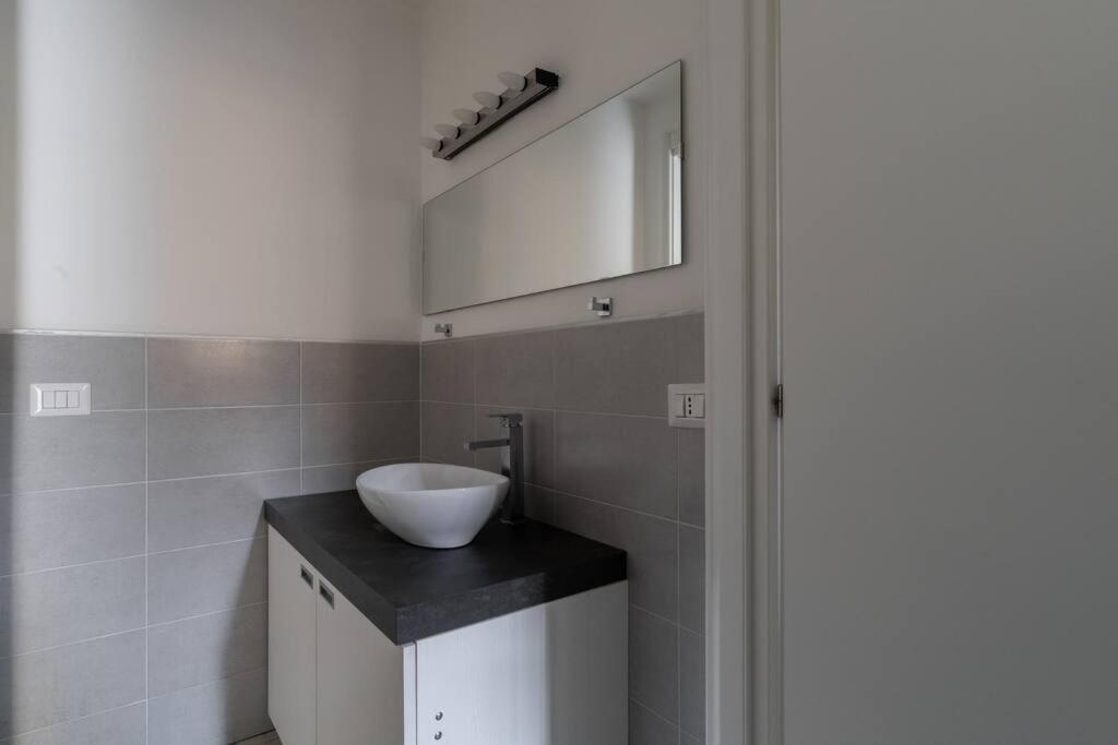 Spazioso Loft: Coldilana14 Милано Екстериор снимка